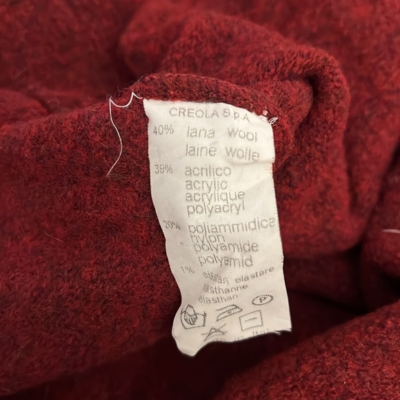 Creola Stylish and Unusual Vintage Sweater. Size S - Picture 10 of 10